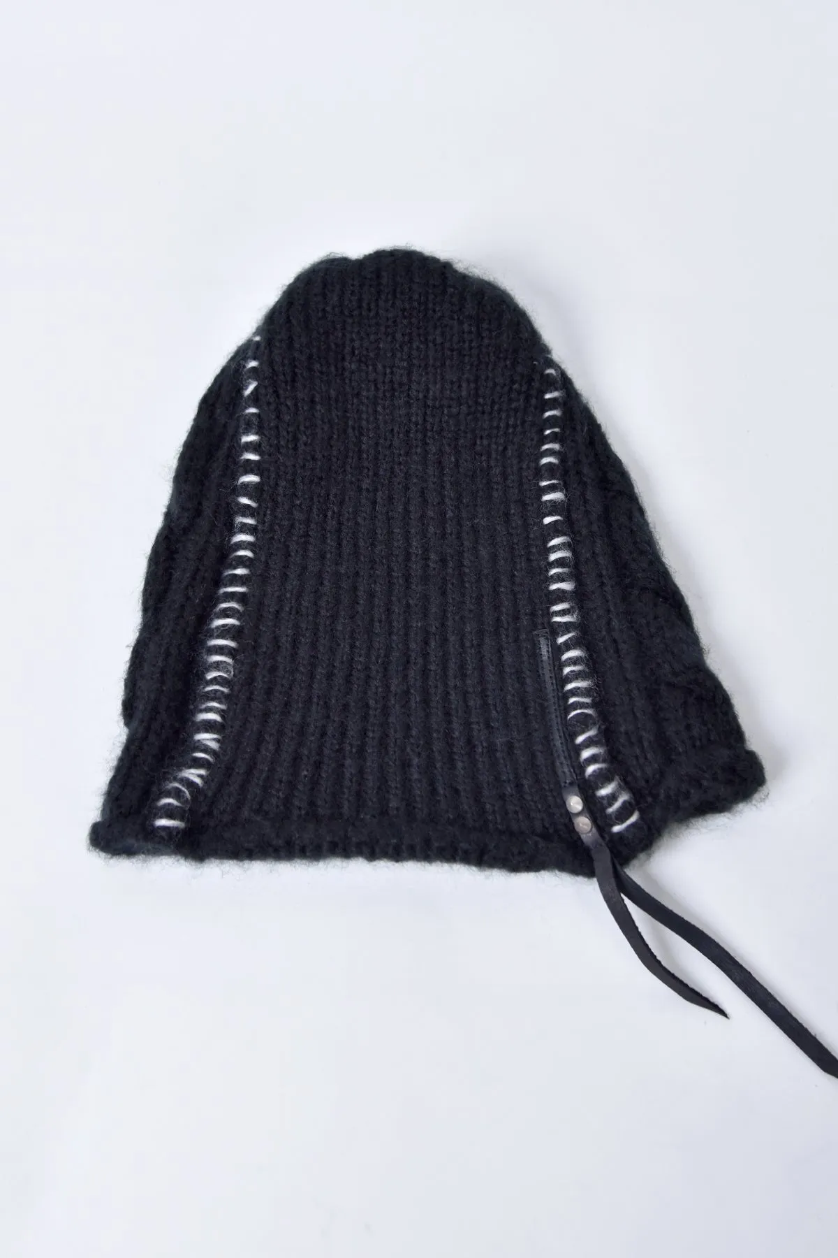 2002-KT04 Cable Mohair Beanie 01 Black