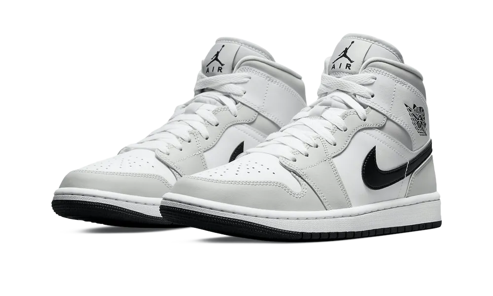 Air Jordan 1 Mid Light Smoke Grey