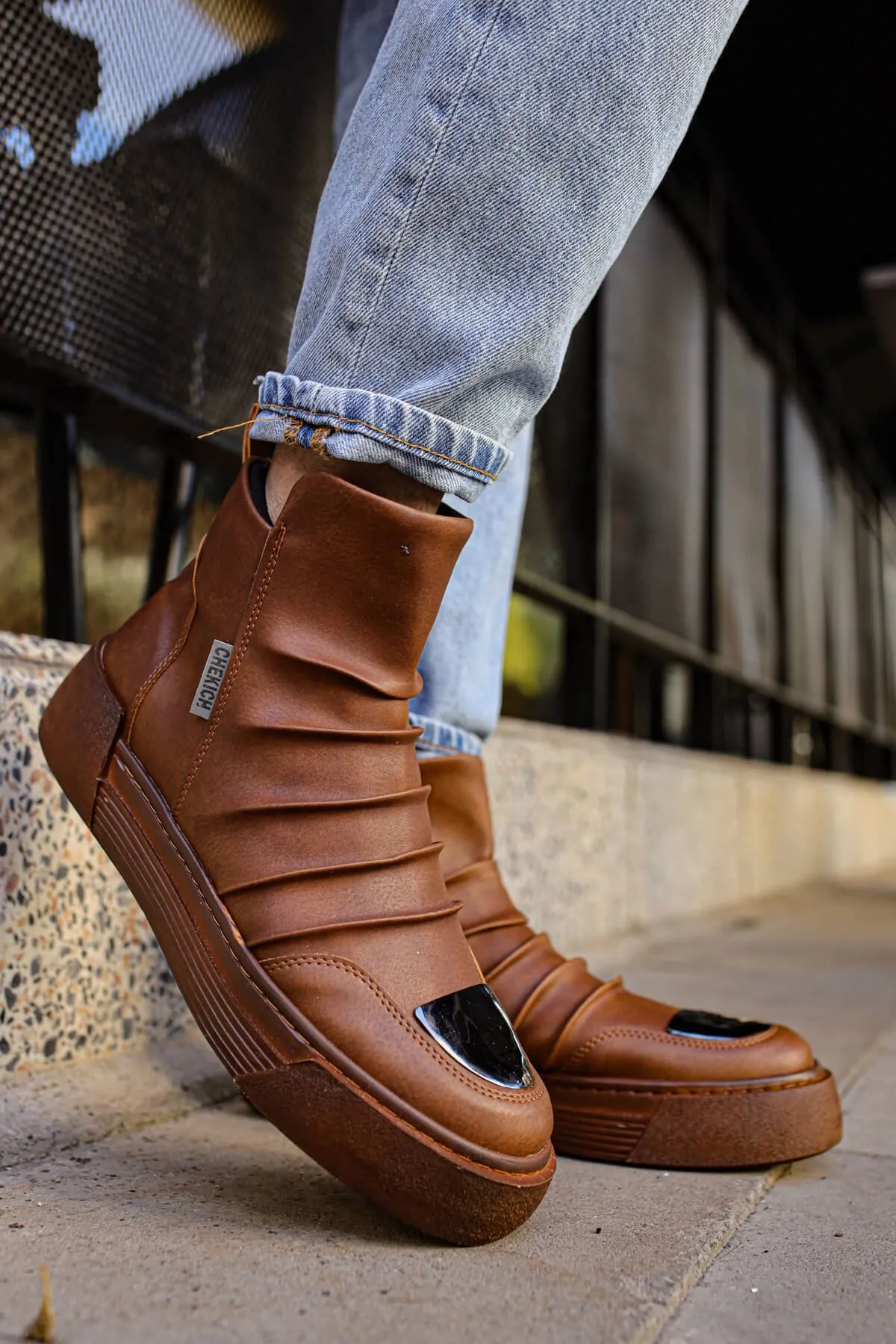 Brown Mid Top Sneaker CH113