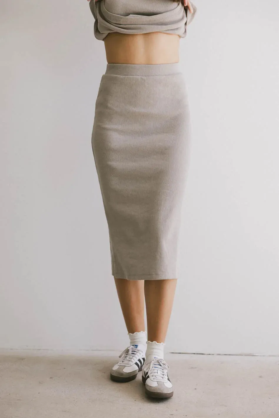 Calais Ribbed Skirt in Taupe